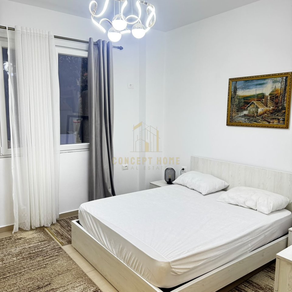 Apartament 1+1 Me Qira në Rruga 5 Maji, Tiranë - 500€ | 60 m²