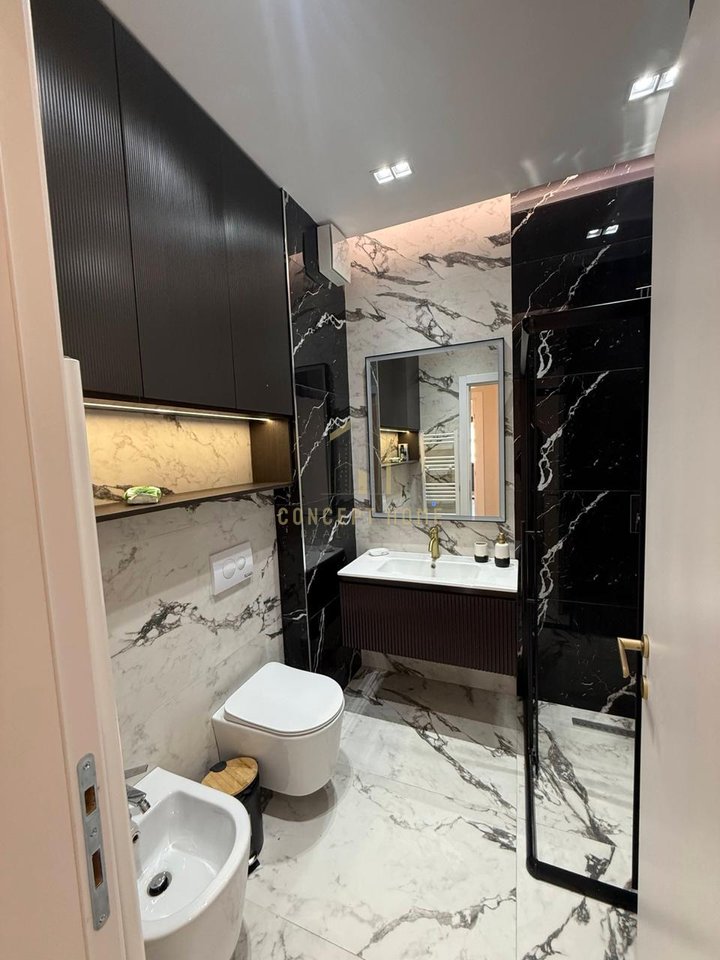 Jepet me qera apartament 2+1+2 +Parkim ne Astir  "Oasis Residence"