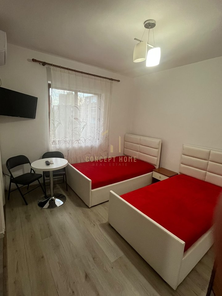 Monolocale in Affitto presso l'Ospedale QSUT (Madre Teresa), Tirana - 350€ | 35 m²