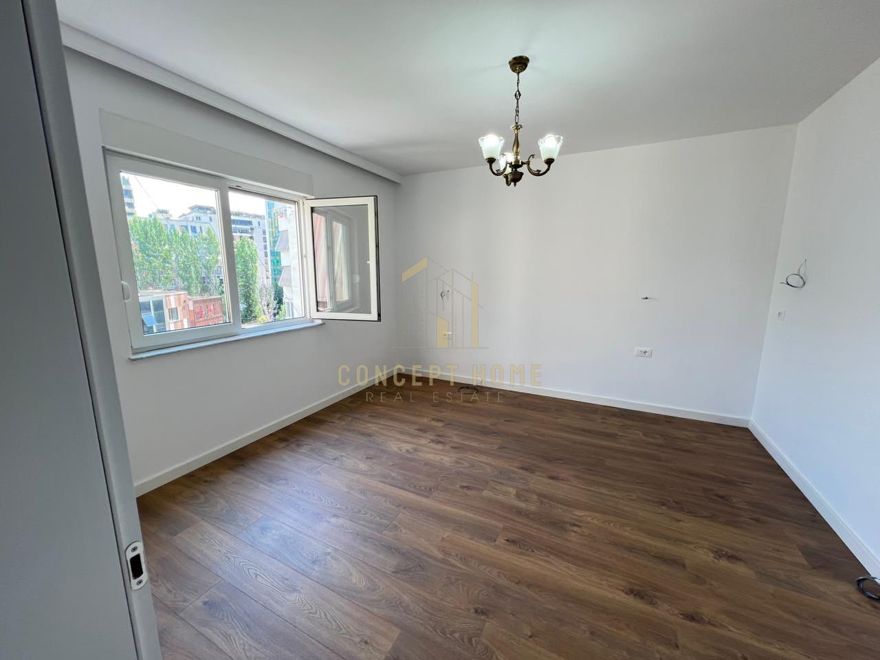 Jepet apartament 1+1 tek Stadiumi Air Albania