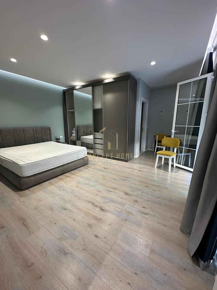 Apartament Modern 1+1 me Qira në Kamëz, Tiranë - 45.000 Lekë | 80 m²