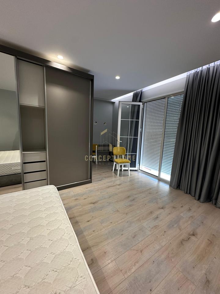 Apartament Modern 1+1 me Qira në Kamëz, Tiranë - 45.000 Lekë | 80 m²