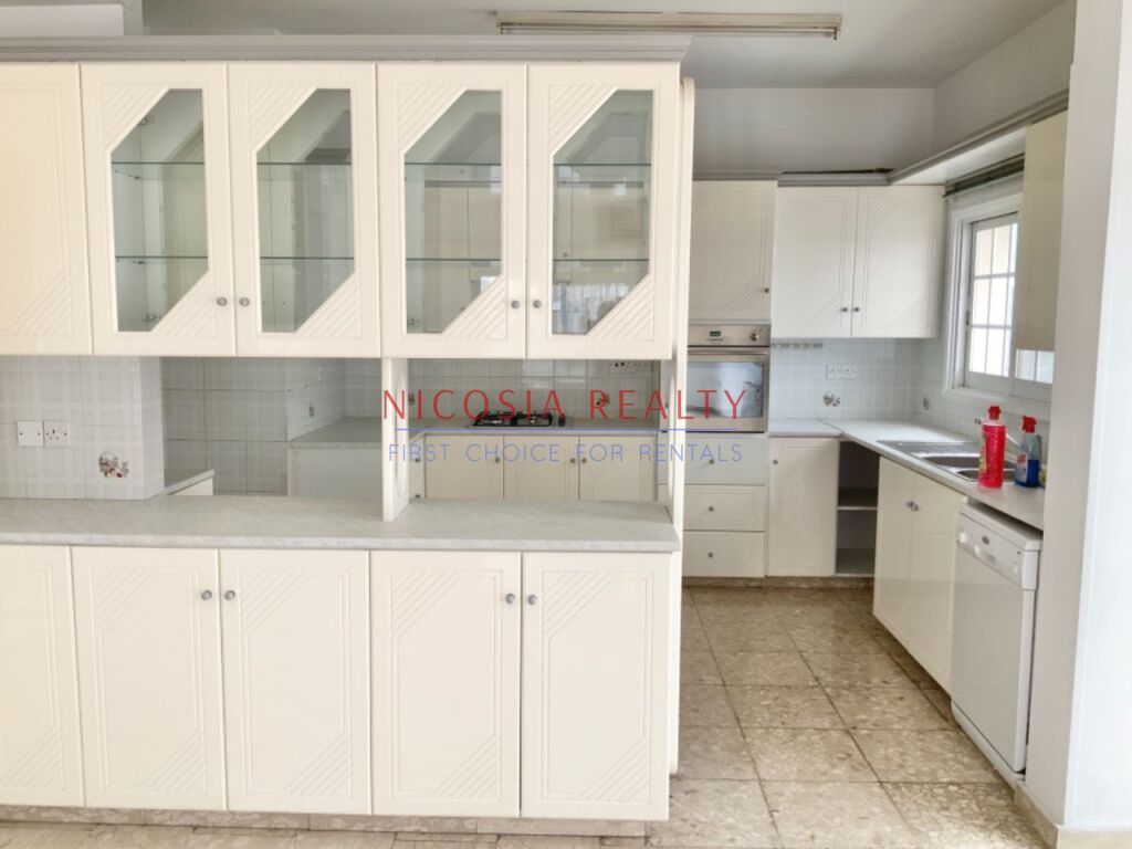 House (Detached) in Lakatamia, Nicosia for Rent