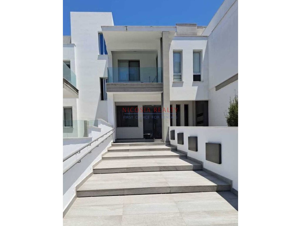 1 bedroom apartment, ground floor, is available in Aglantzia