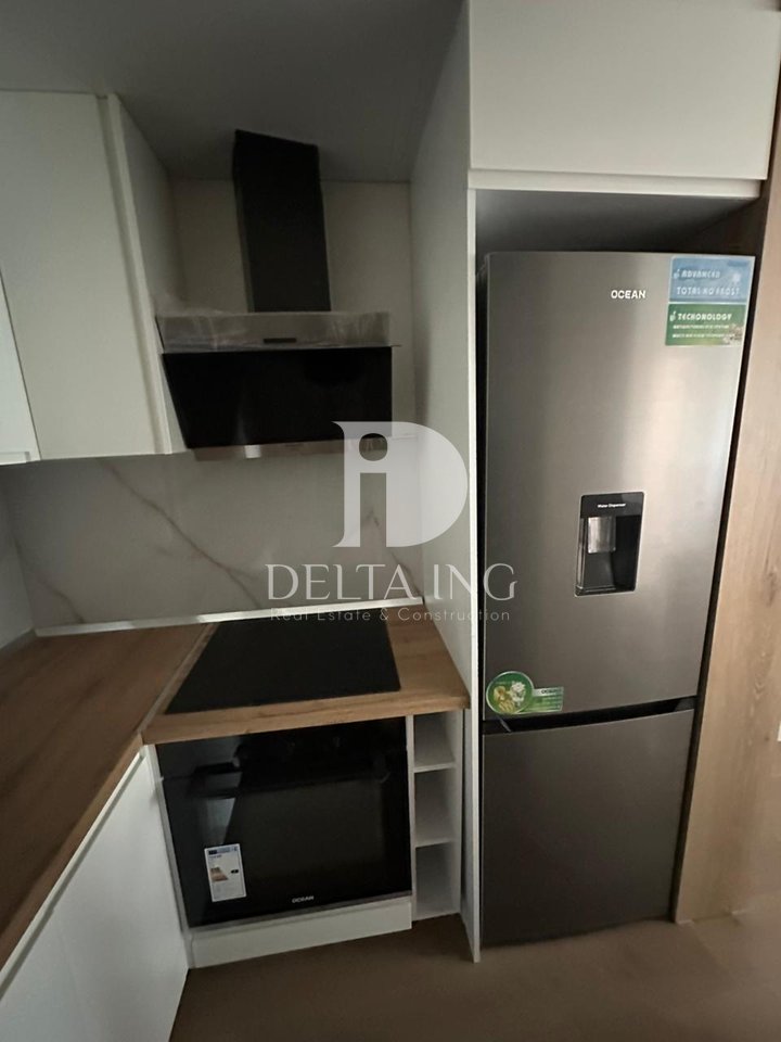 Appartamento 2+1 in vendita a Vlora in via Dhimitër Konomi, vicino all'Hotel Donantelo
