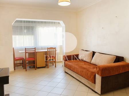 Shitet Apartament 1+1 tek zona e Brrylit