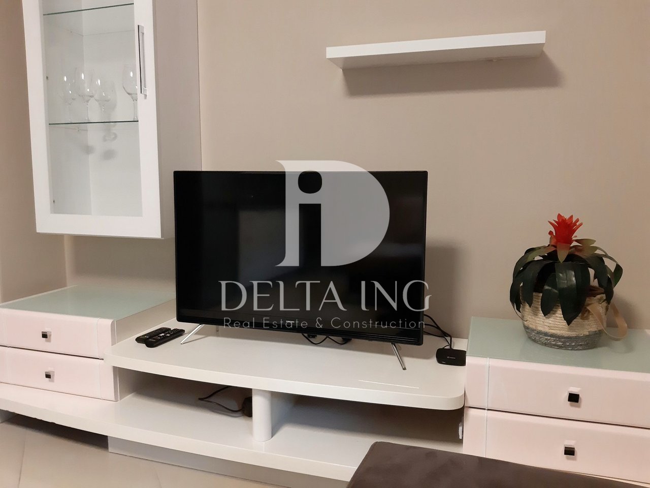 Jepet me Qira Apartament 1+1 në Rrugën e Kosovarëve, pranë Le Bon