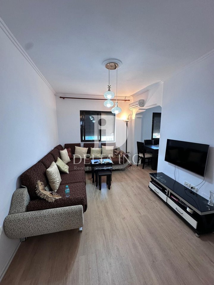 Shitet Apartament 2+1 në Rrugën “Bardhyl”, Unaza e Vogël, Tiranë