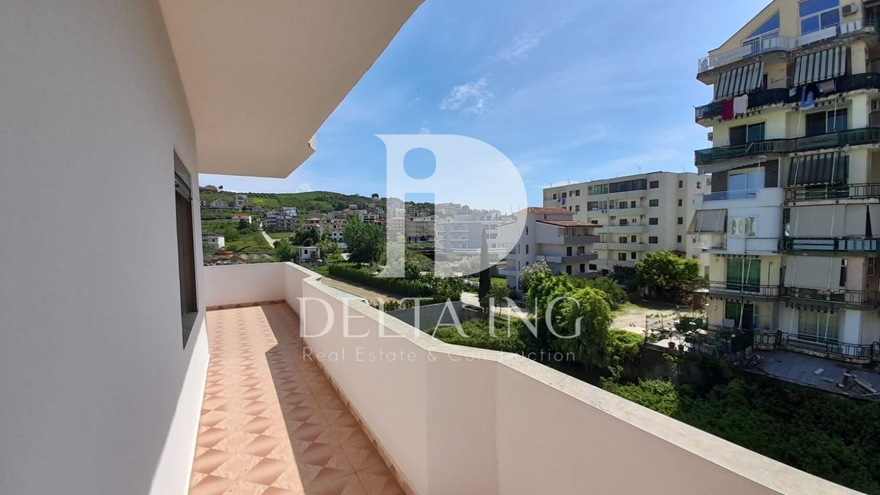 Shitet apartament në Golem, Durrës – vetëm 200 metra nga deti