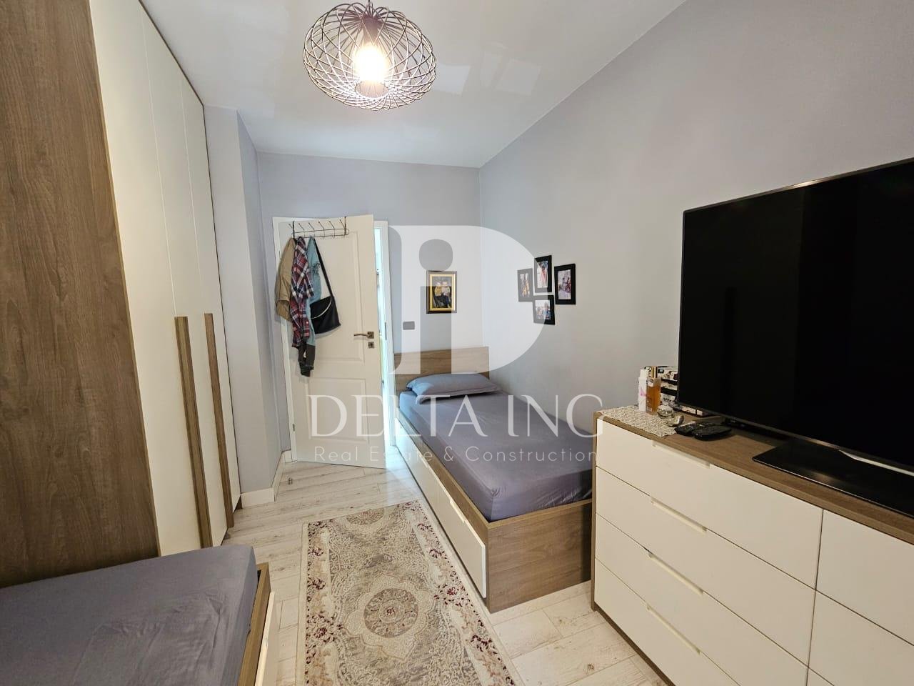 Vendesi appartamento 2+1+2 ad Astir – vicino a Villa L
