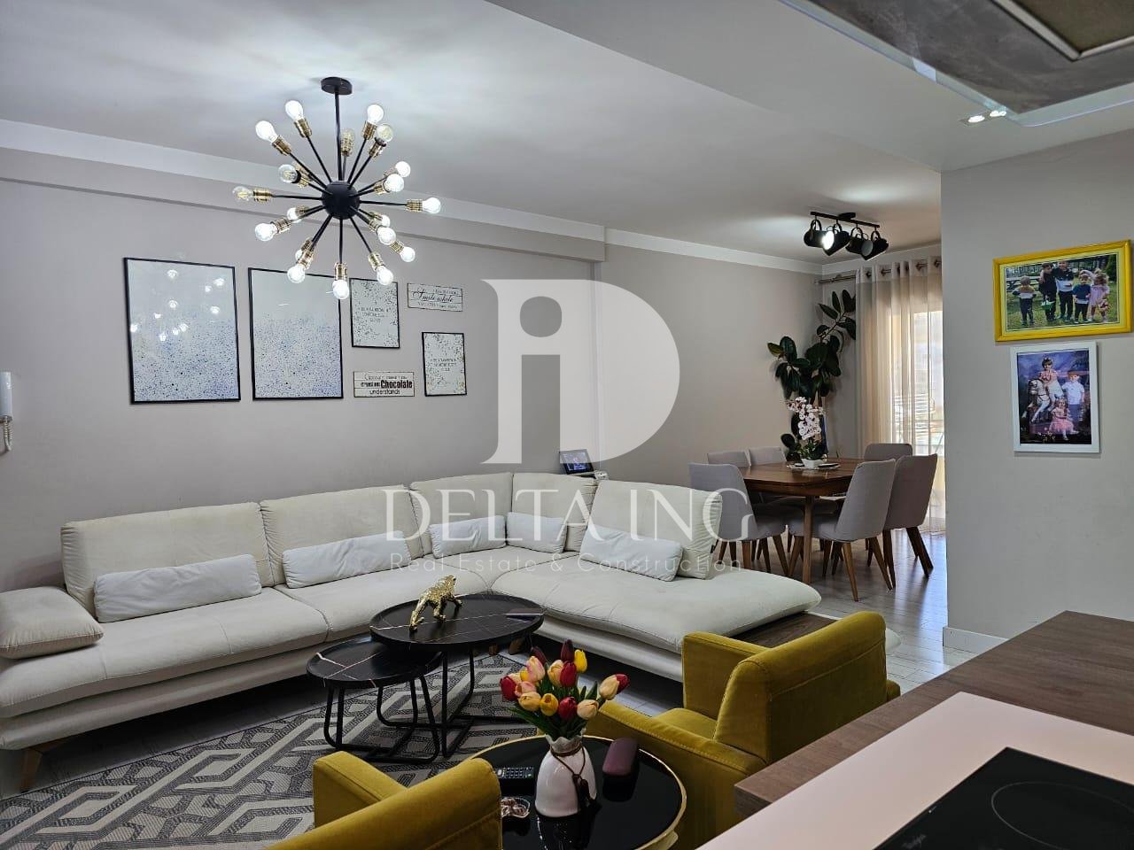 Vendesi appartamento 2+1+2 ad Astir – vicino a Villa L