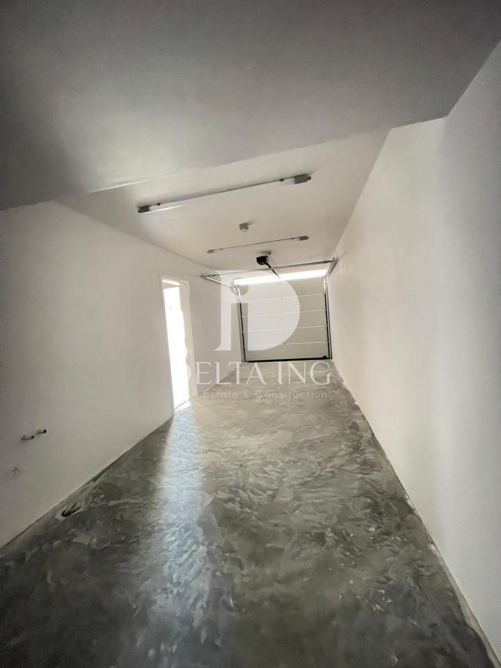 Villa for Rent in Aba Residence, Sauk