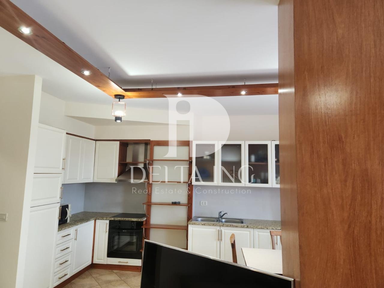 Apartament 2+1 me qira në Garda, Tiranë - 1200€ | 90 m²