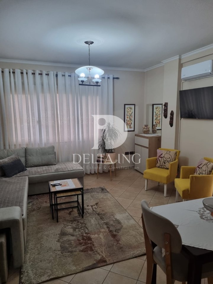 Jepet me Qira Apartament 1+1 –  Rruga "Petro Nini Luarasi”, Tiranë
