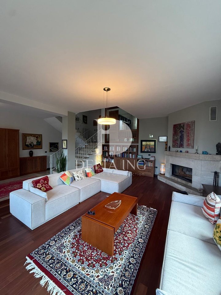 Jepet me Qira Vilë 4-Katëshe – Liqeni i Farkës, “Te Tre Vilat”