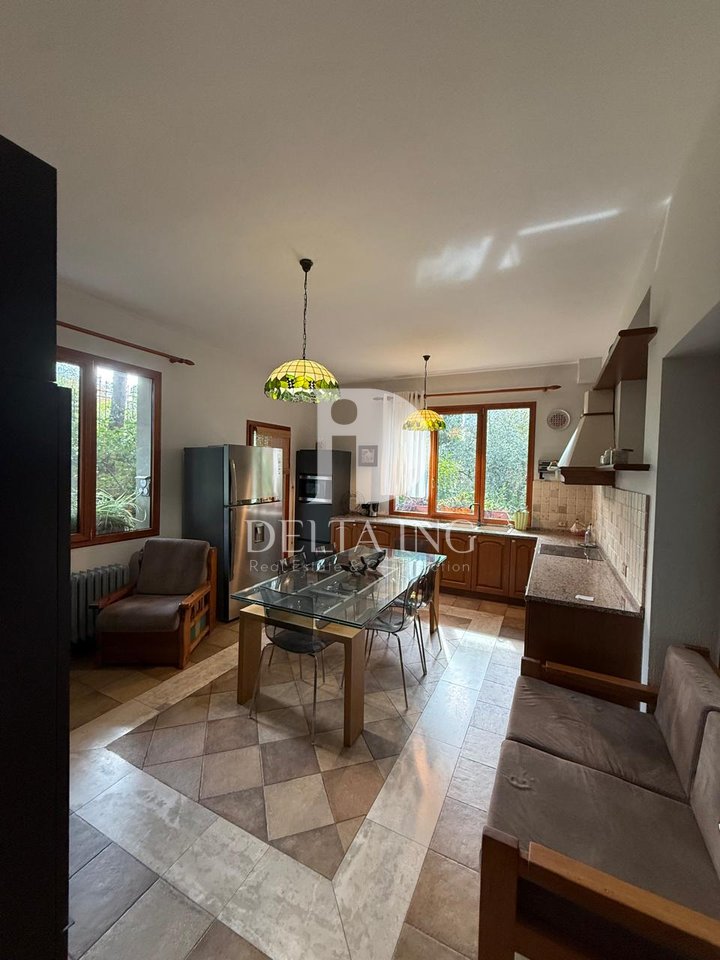 Jepet me Qira Vilë 4-Katëshe – Liqeni i Farkës, “Te Tre Vilat”