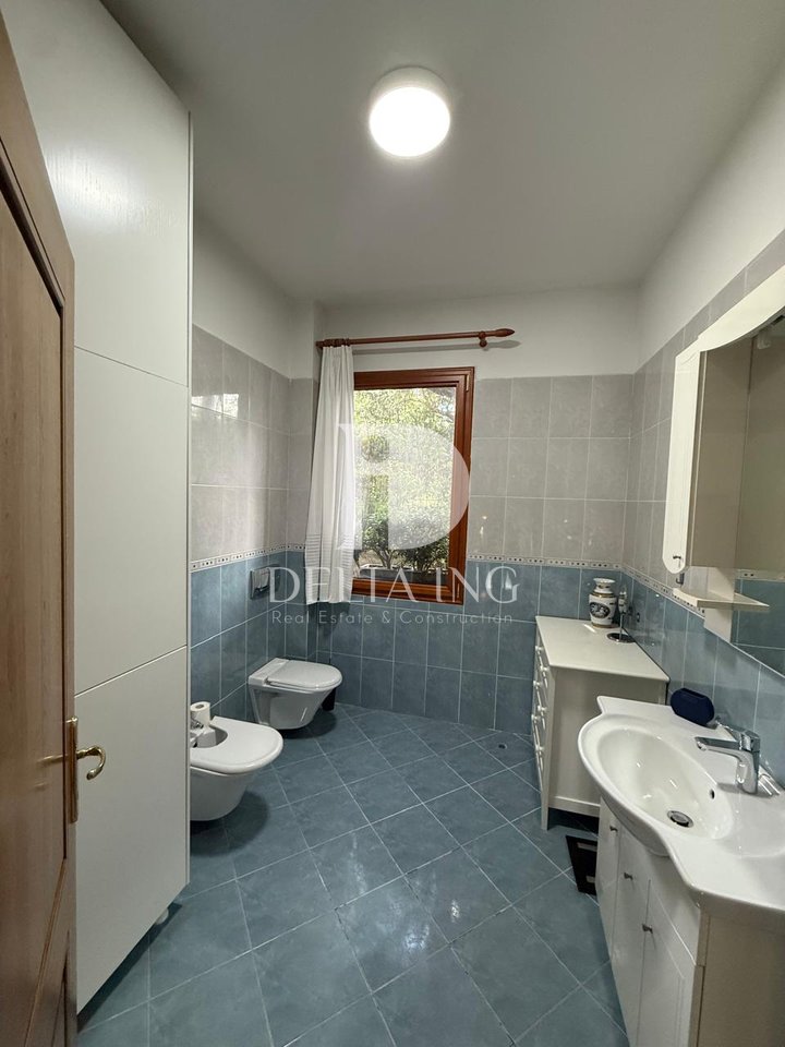 Jepet me Qira Vilë 4-Katëshe – Liqeni i Farkës, “Te Tre Vilat”