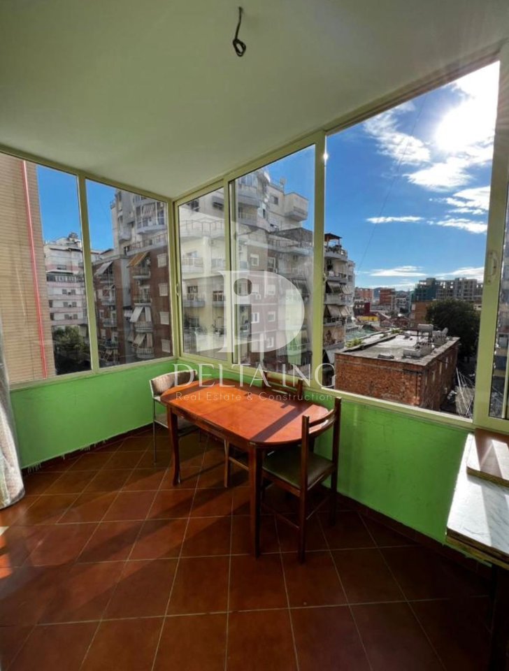 Jepet me Qira Apartament 2+1 – Rruga Him Kolli (Midis Myslym Shyrit & Rrugës së Kavajës)