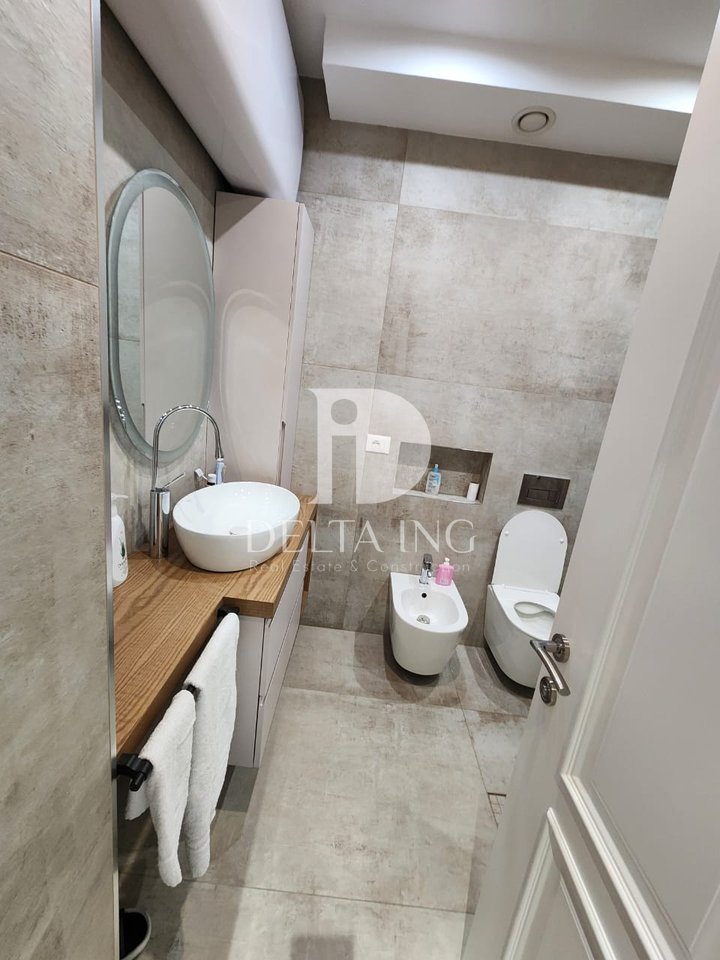 Shitet Apartament 2+1+2 – Tregu i Ri Elektrik, Tiranë