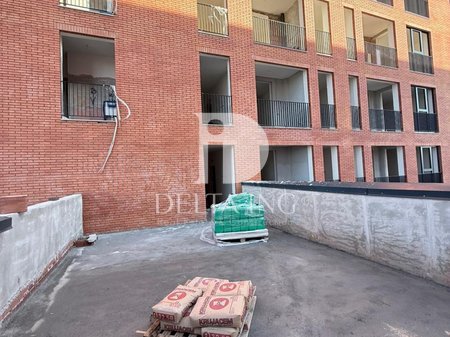 Shitet Apartament 1+1 me Verandë– Siri Kodra, Tiranë
