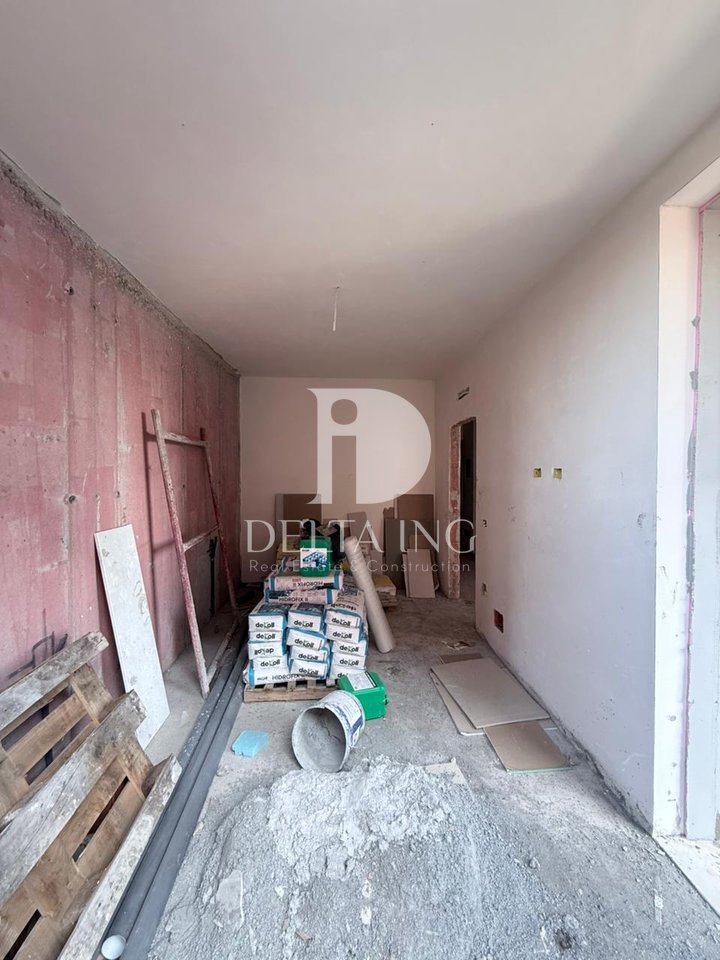 Shitet Apartament 1+1 me Verandë– Siri Kodra, Tiranë