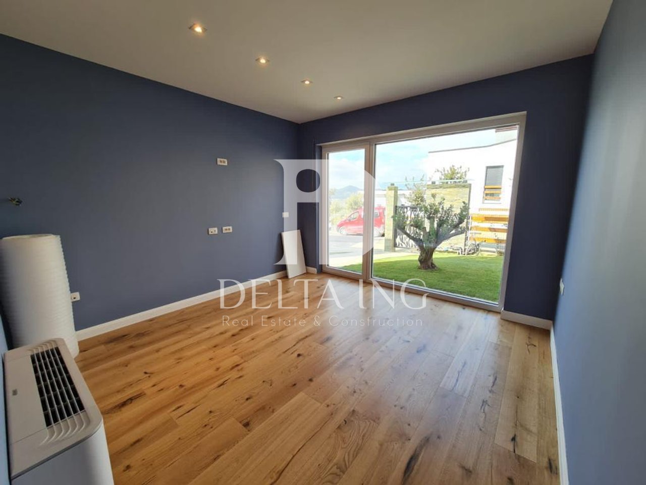 Vilë Luksoze në Shitje dhe me Qira – “Residenca Long Hill”, Tiranë