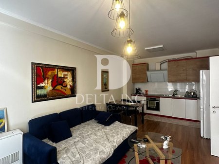 Affittasi Appartamento 1+1 – Complesso E88, Tirana