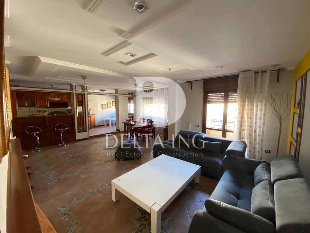 SHITET APARTAMENT 3+1+2 + DEPO – KOMUNA E PARISIT, TEK LULISHTJA