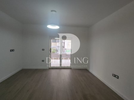 Vendesi appartamento 1+1 – Comune di Parigi