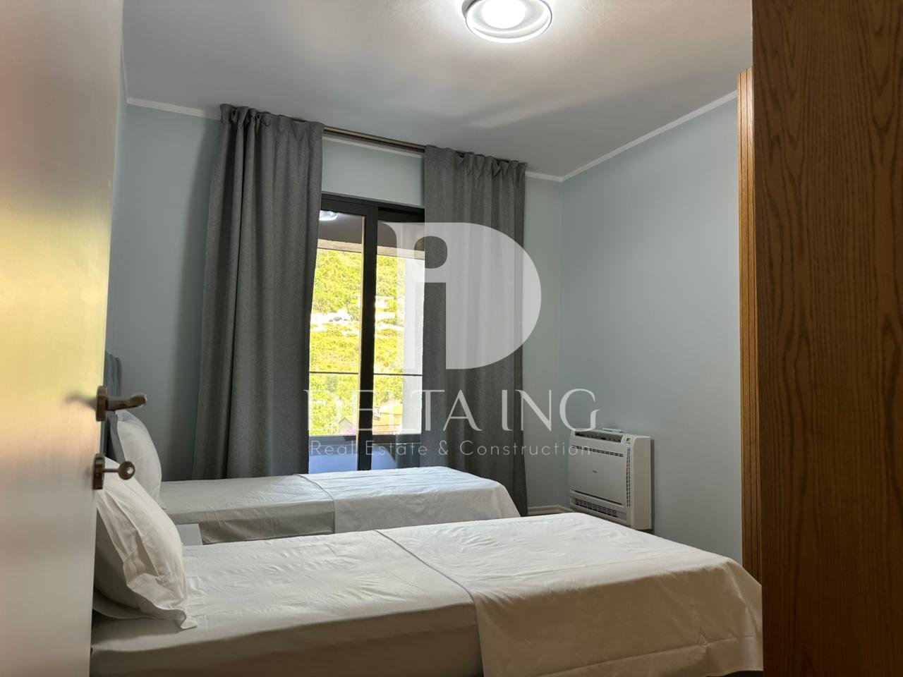 IN VENDITA APPARTAMENTO 2+1+2 – LUNGOMARE, VLORË