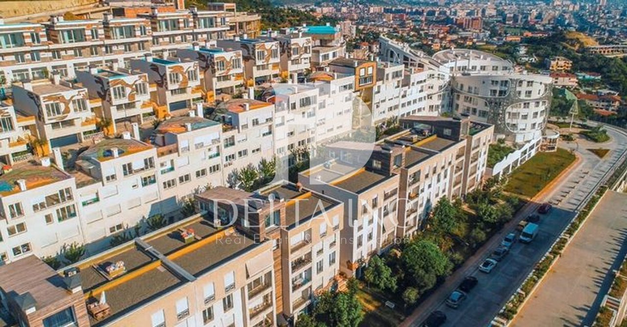 Appartamento 1+1 con veranda in vendita – Kodra e Diellit