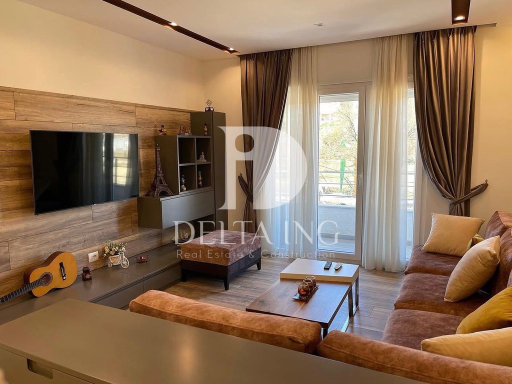 Jepet me qira apartament 3+1+2 pranë Kopshtit Zoologjik