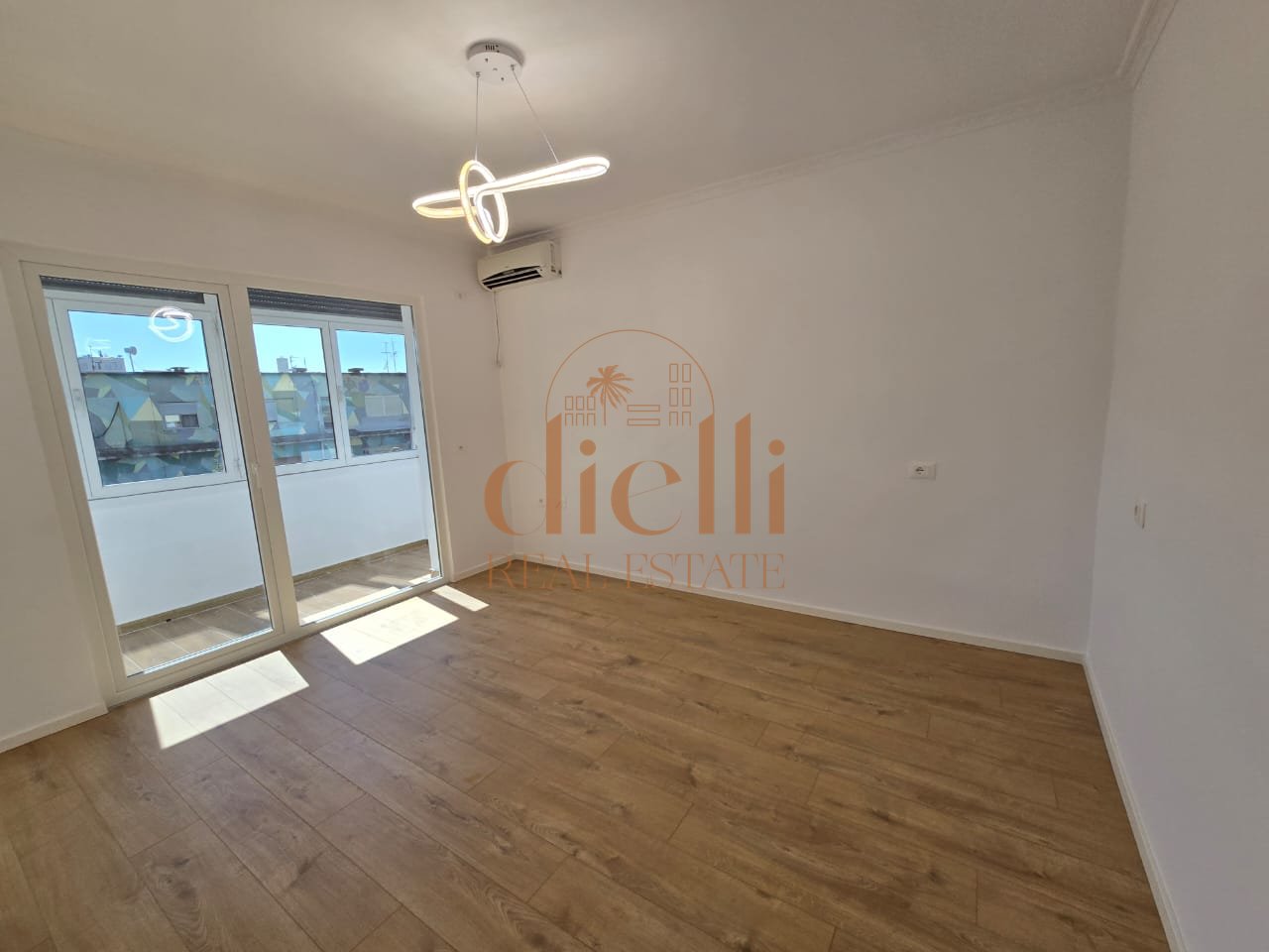 Apartament 2+1 per Shitje tek Rruga Bardhyl