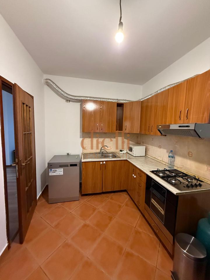 Appartamento 2+1 in affitto al Bulevardi Zogu I
