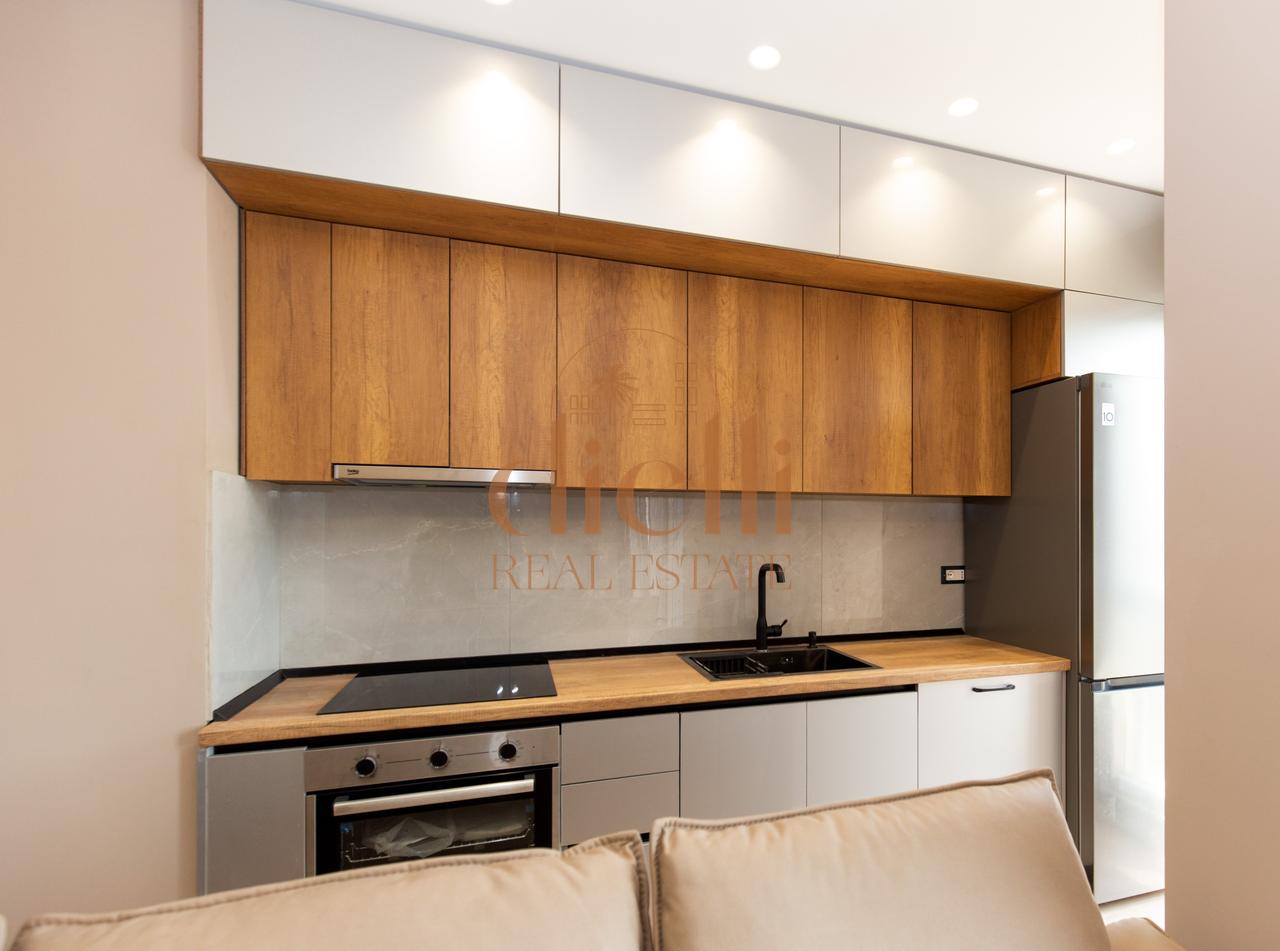 1+1 Apartment for Rent on Jordan Misja Street