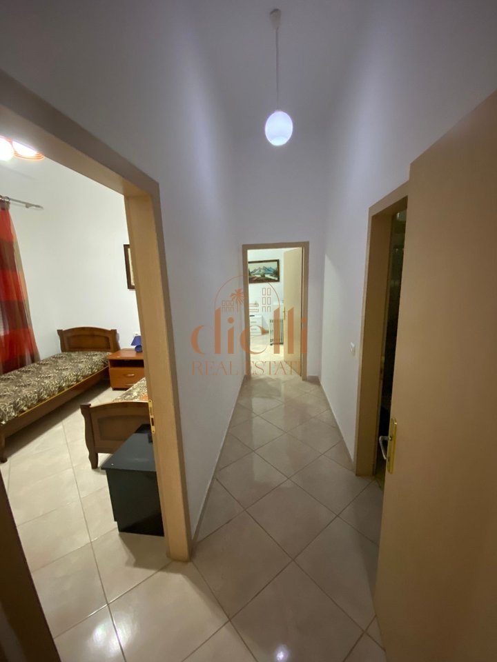 Apartament 2+1+2 per Shitje ne Fresk