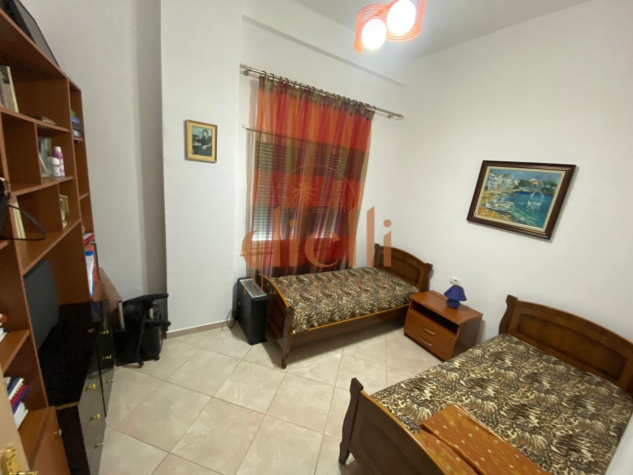 Apartament 2+1+2 per Shitje ne Fresk