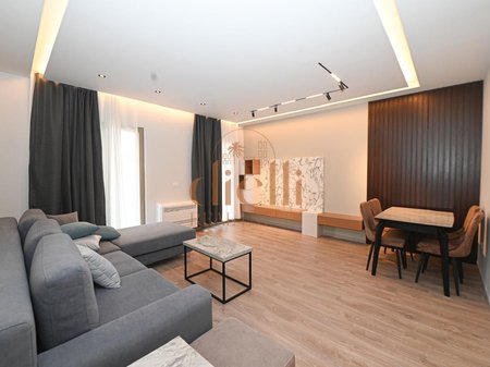 Apartament 2+1+2+Post Parkimi per Qira tek Kompleksi Delijorgji