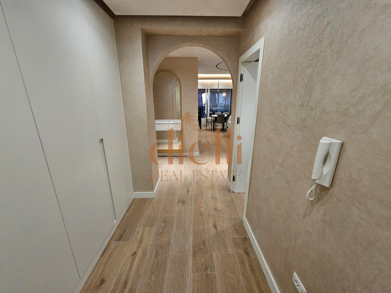 Apartament 2+1 per Shitje tek Mali Robit Durres