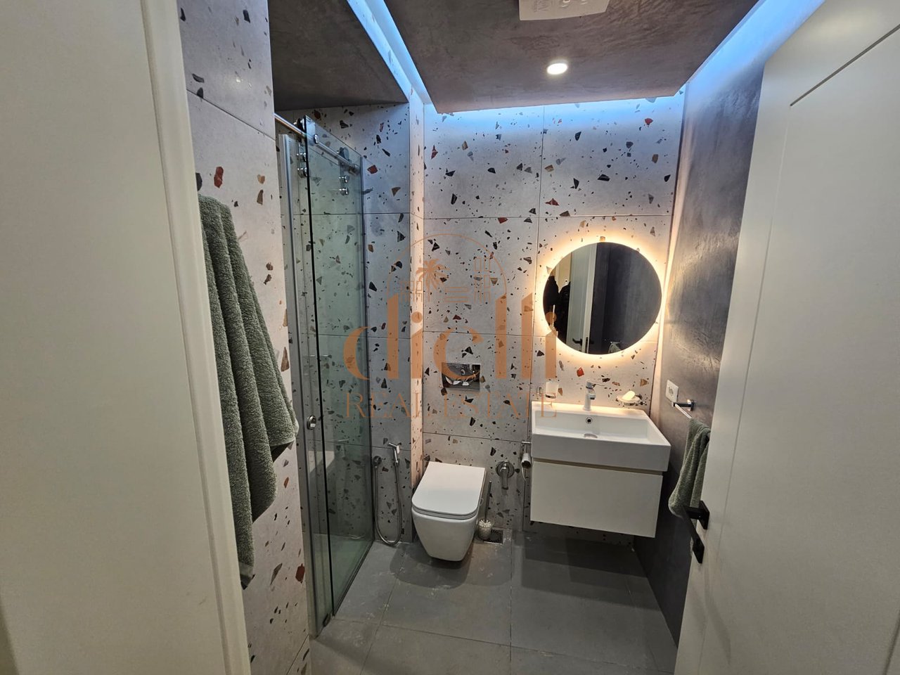 Apartament 2+1 per Shitje tek Mali Robit Durres