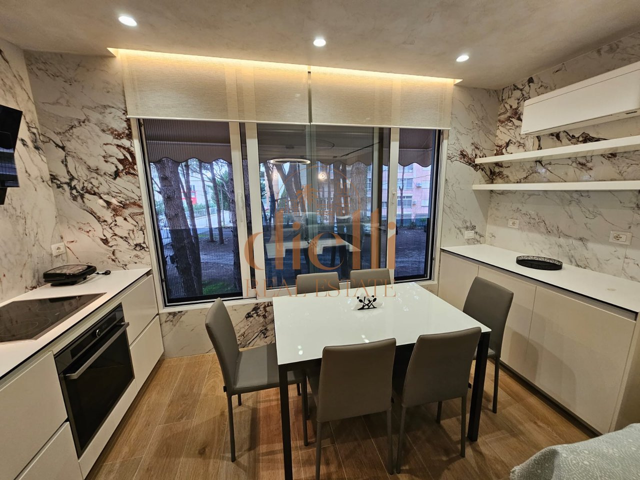 Apartament 2+1 per Shitje tek Mali Robit Durres