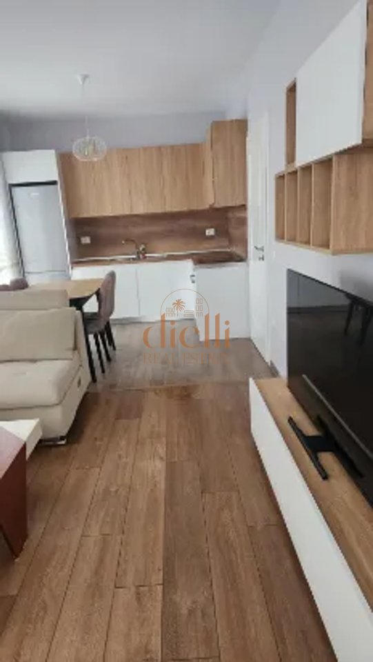Apartament 2+1+2 per Qira ne Astir