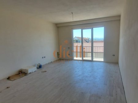 Apartament 2+1 per Shitje ne Kamez