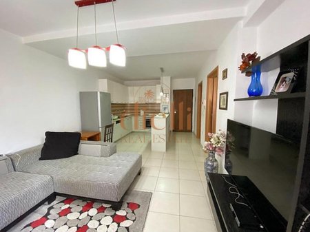 Apartament 1+1 per Shitje ne Yzberisht