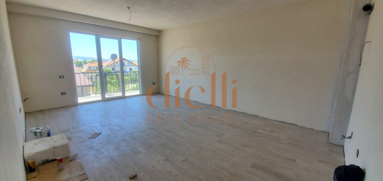 Apartament 2+1 per Shitje ne Kamez
