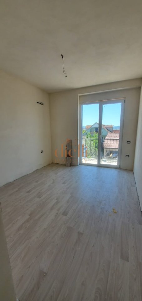 Apartament 2+1 per Shitje ne Kamez