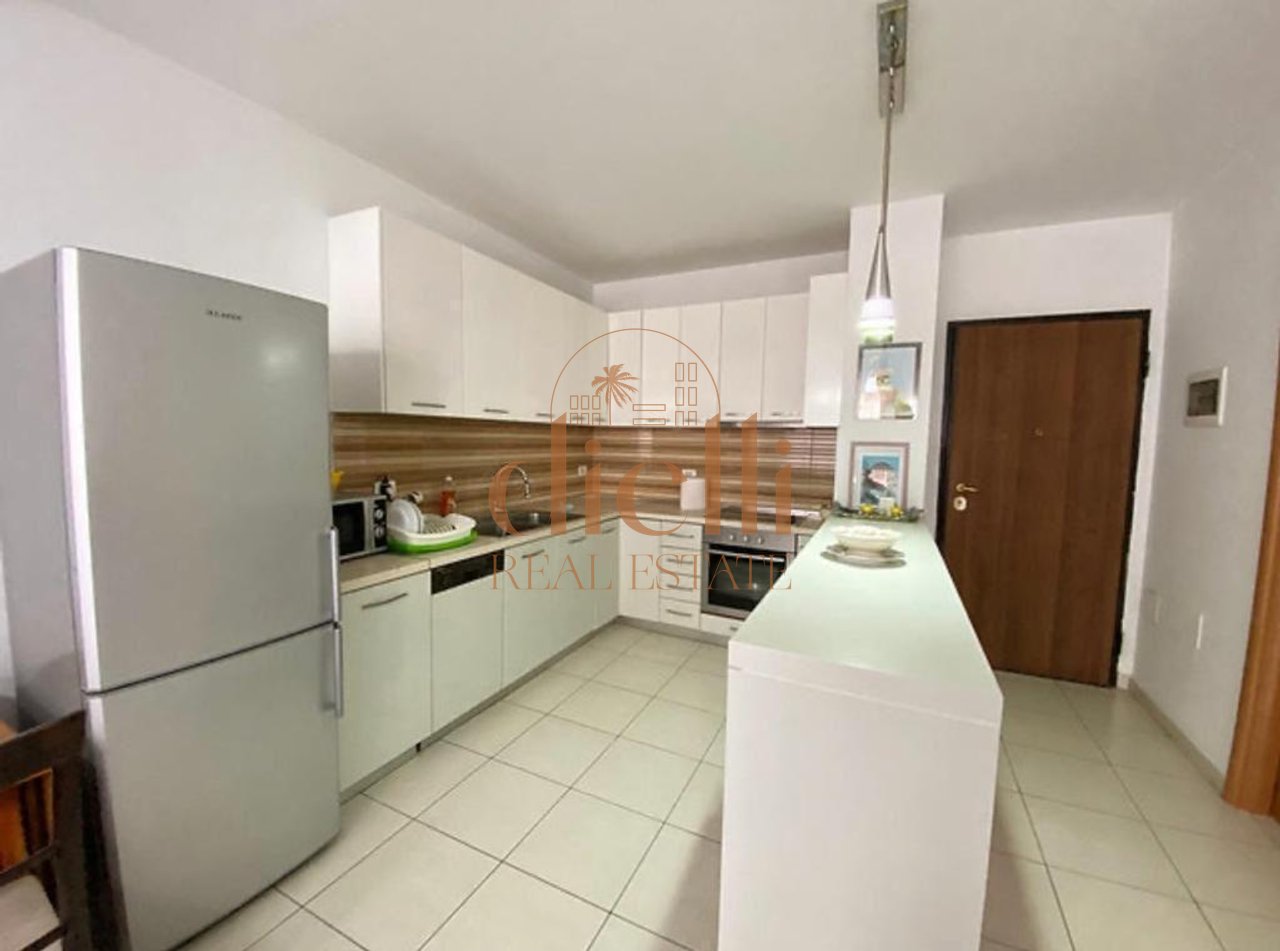 Apartament 1+1 per Shitje ne Yzberisht