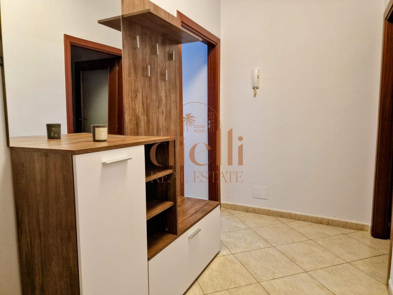 Apartament 2+1 per Qira tek Komuna e Parisit