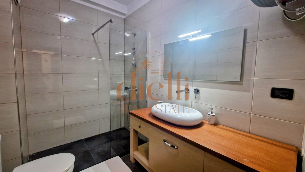 Apartament 2+1 per Qira tek Komuna e Parisit