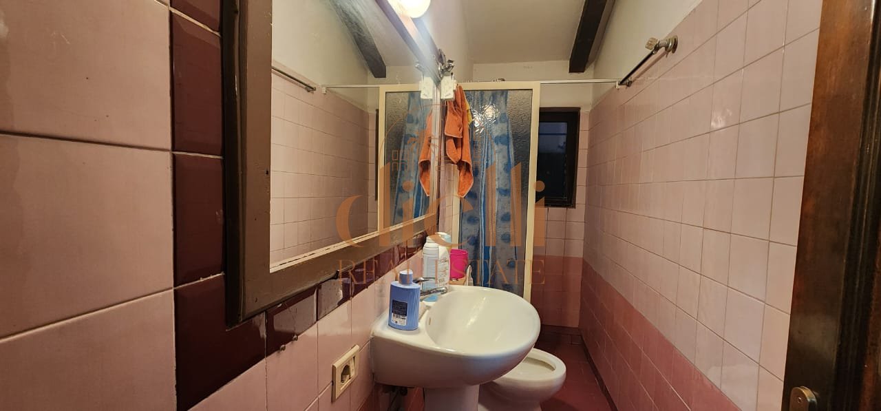 Okazion-Apartament 3+1+2 per Shitje tek Selvia